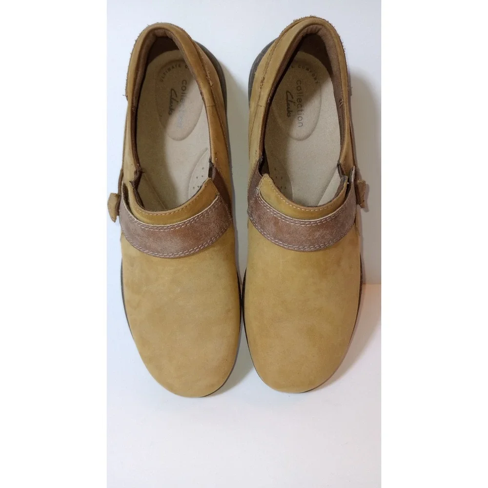 Clarks Roseville Dot Loafers Womens 9.5 Tan Nubuck Leather Slip On Shoes